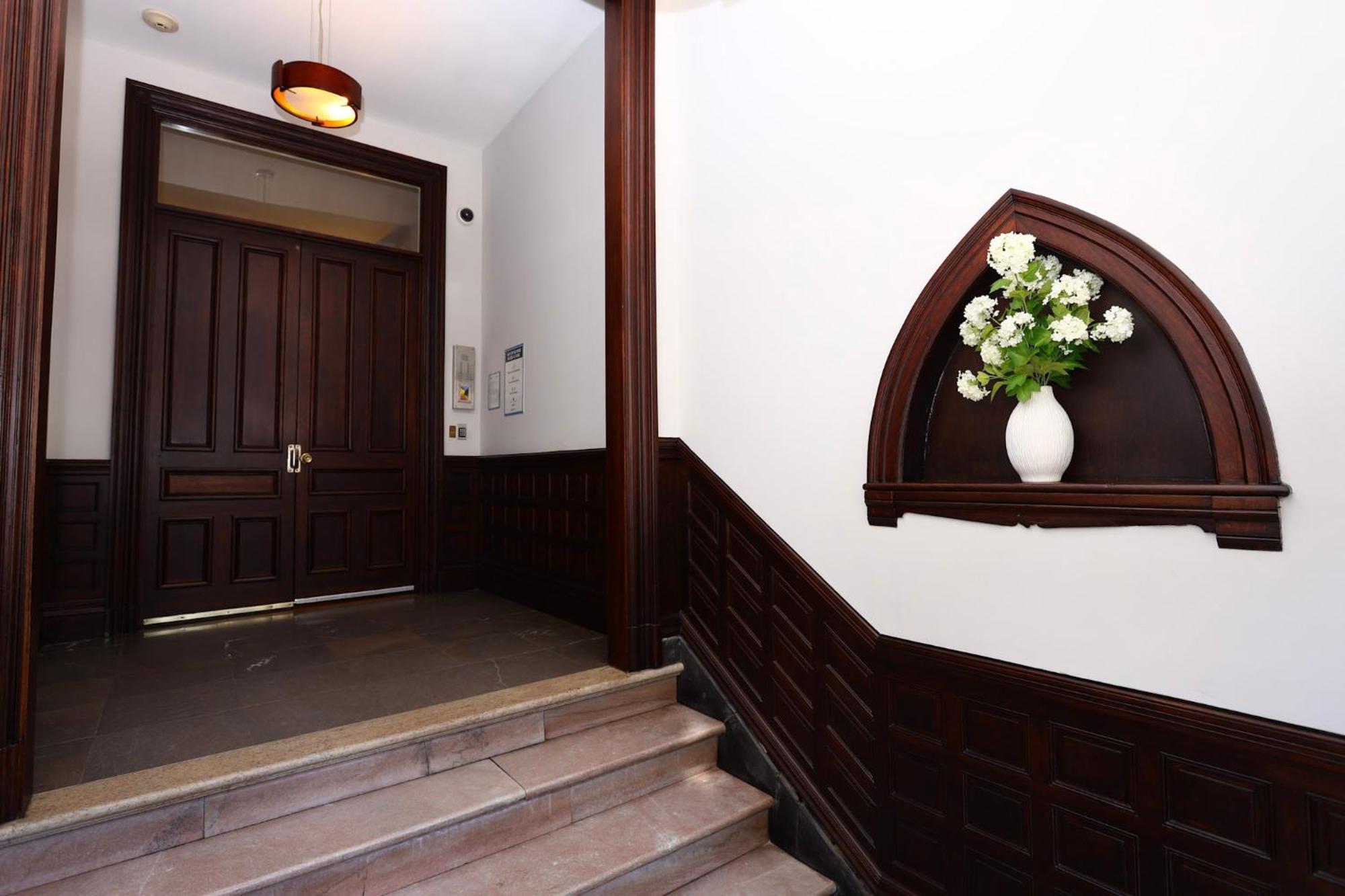 Stylish Newbury Street Studio, #11 ボストン エクステリア 写真